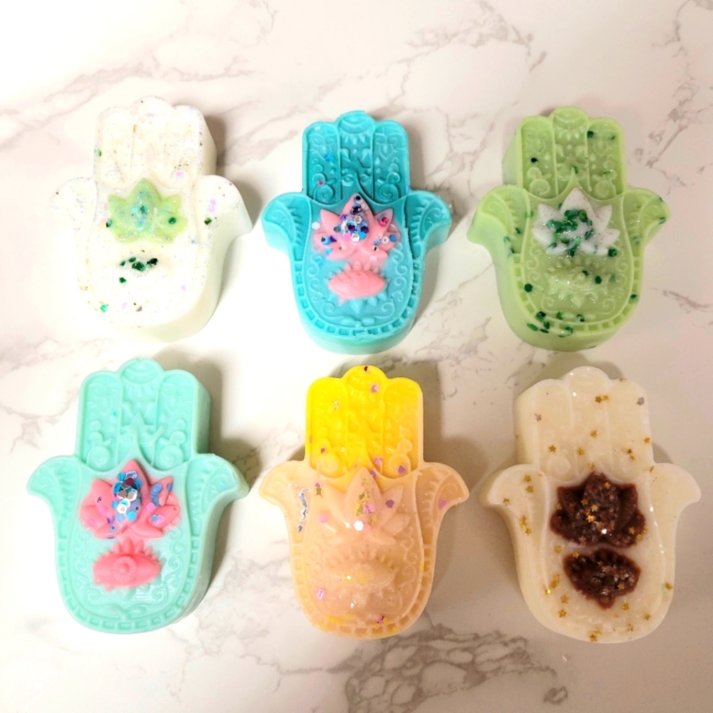 Palm shape wax melts